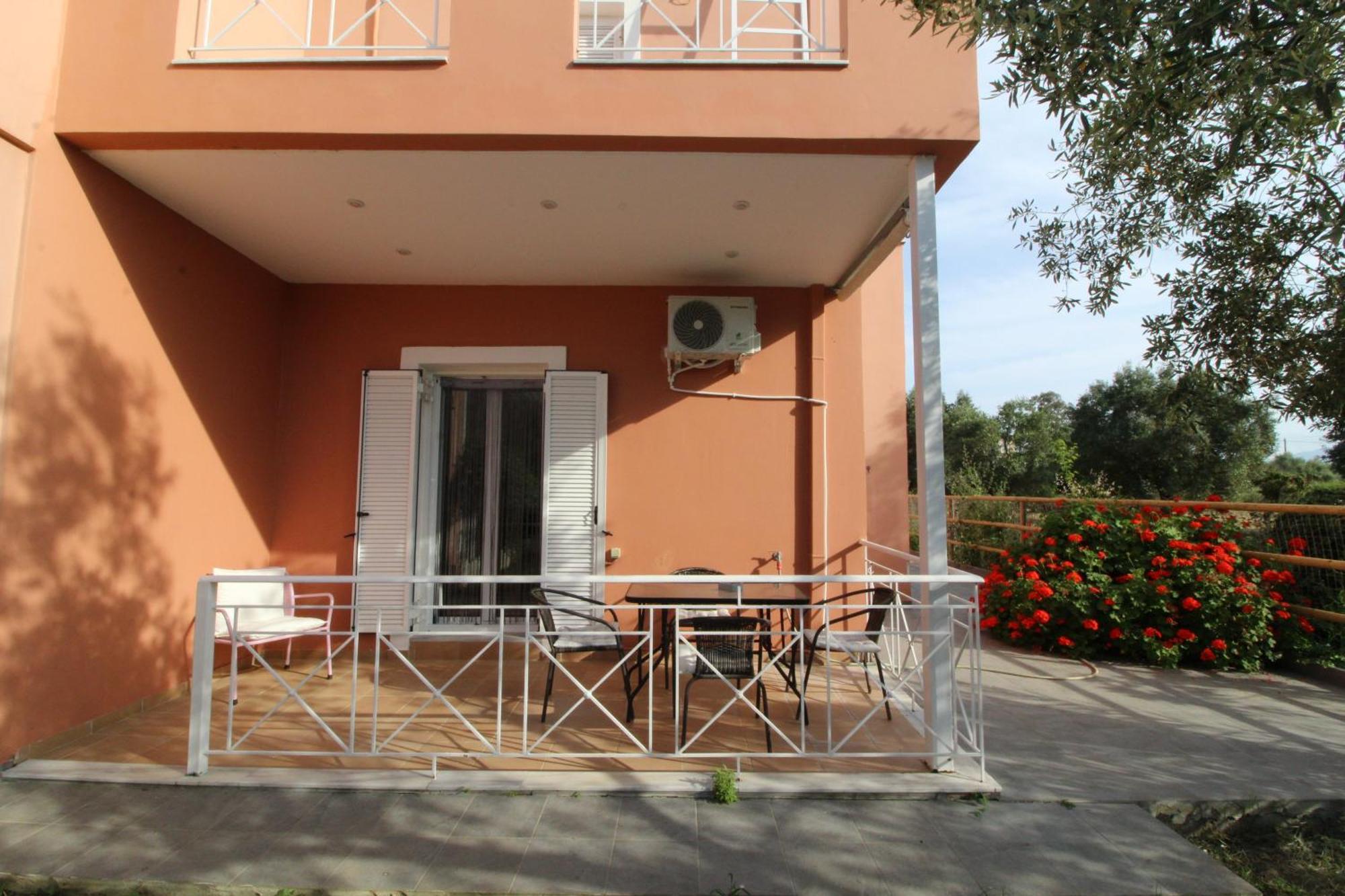 Laconian Collection Mavrovouni Beach House Гитио Екстериор снимка